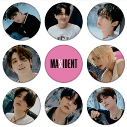 STRAY KIDS - BADGES IDOL KPOP